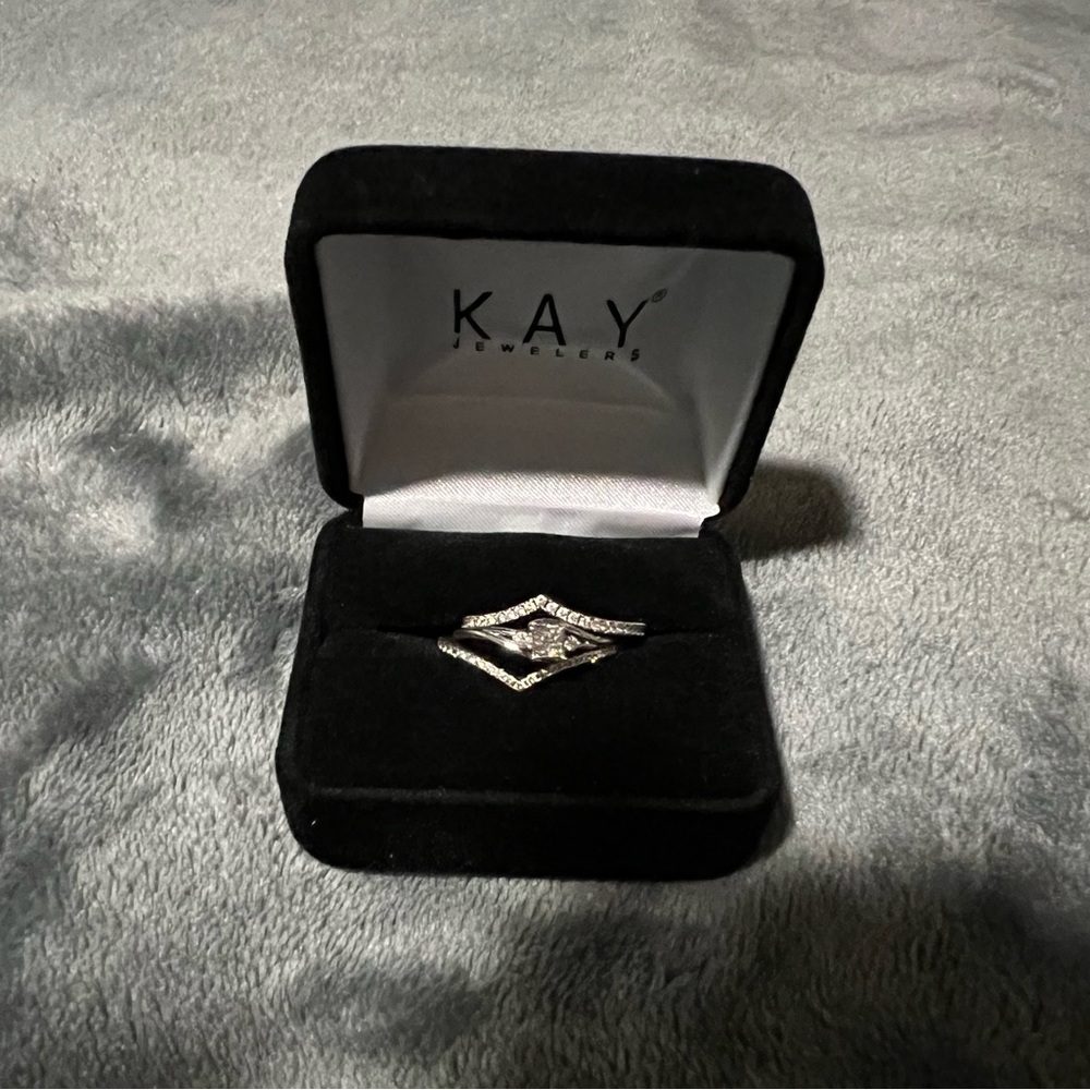 Pre owned engagement ring.  Size around 7.5.